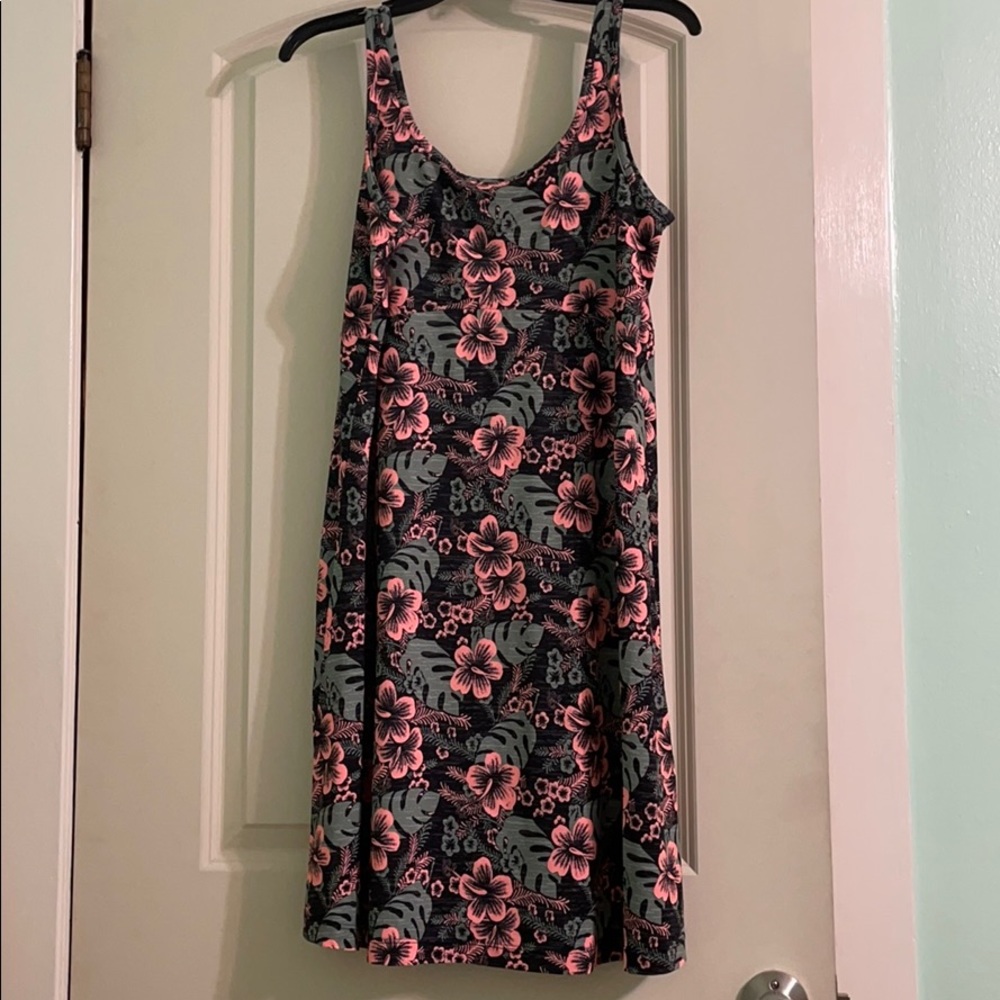 PFG Columbia flower print dress - L